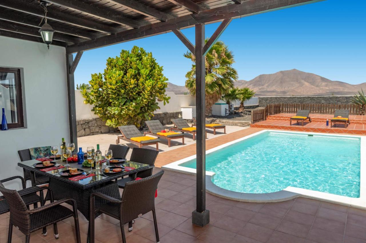 Villa Chinamar By Villa Plus Playa Blanca  Ngoại thất bức ảnh