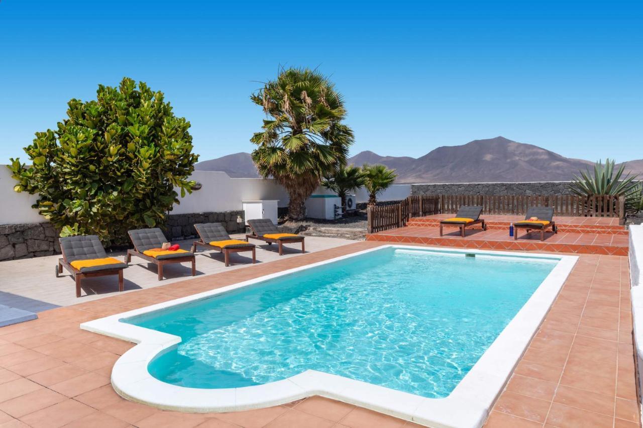 Villa Chinamar By Villa Plus Playa Blanca  Ngoại thất bức ảnh